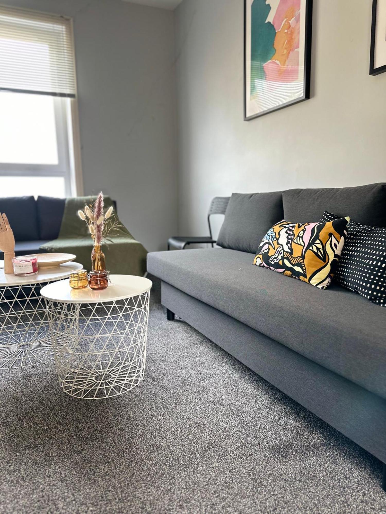Glasgow Modern Style Home , Separate Entrance Ngoại thất bức ảnh