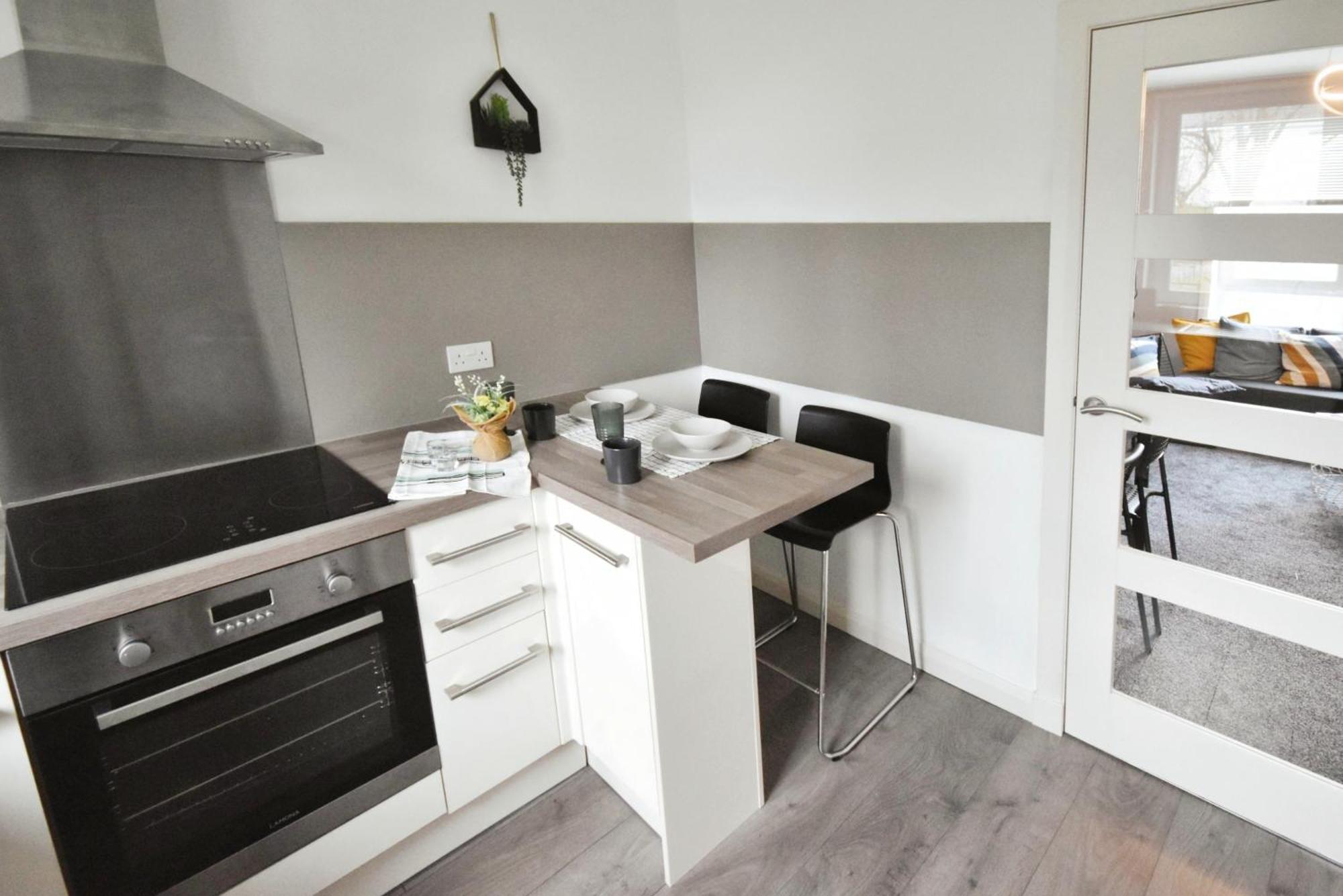 Glasgow Modern Style Home , Separate Entrance Ngoại thất bức ảnh