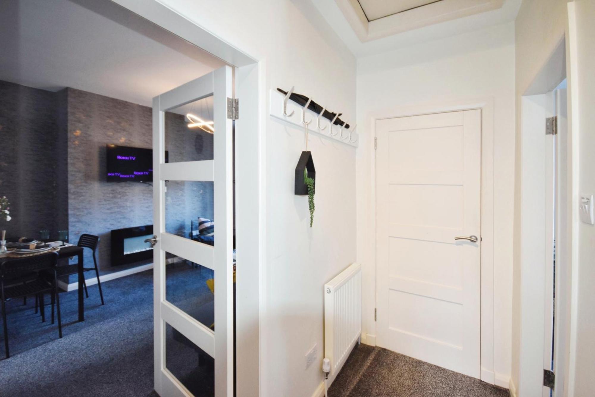 Glasgow Modern Style Home , Separate Entrance Ngoại thất bức ảnh